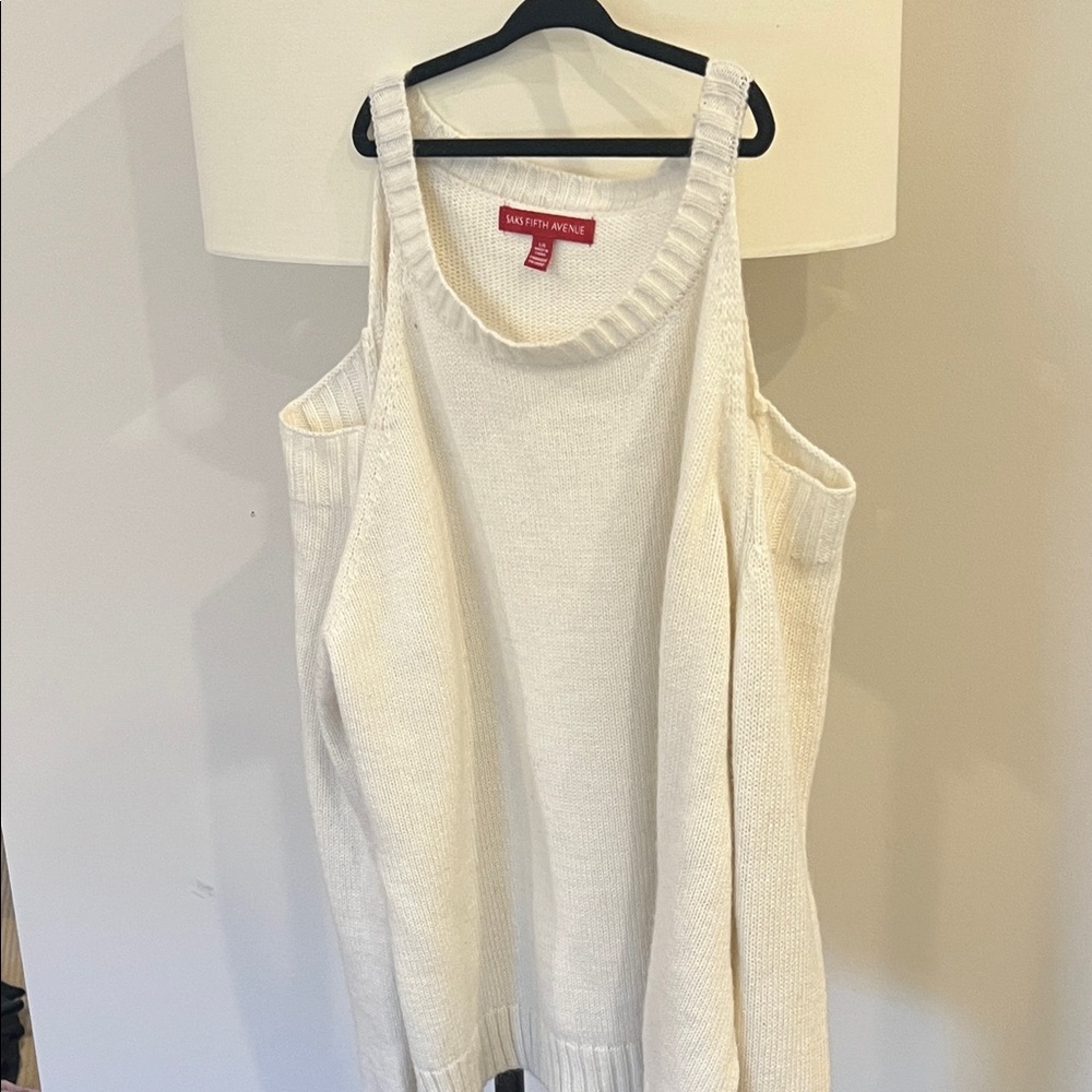 Sleeveless White Knit Top